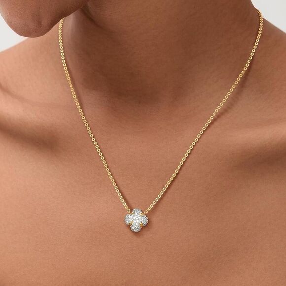 NEW 4 LEAF CLOVER FLOWER CZ GOLD PENDANT NECKLACE - Picture 3 of 6